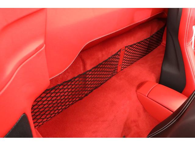 ４８８スパイダー ベースグレード　左Ｈ　赤革　２０インチ鍛造アルミ　フロントリフト　イエローキャリパー　スポーツエキゾースト　キセノン　カーボンドライバーゾーン　デイトナフル電動シート　ＪＢＬ　純正ＨＤＤナビ　バックカメラ　ＥＴＣ（36枚目）