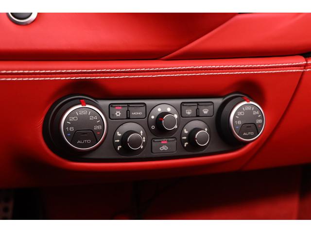 ４８８スパイダー ベースグレード　左Ｈ　赤革　２０インチ鍛造アルミ　フロントリフト　イエローキャリパー　スポーツエキゾースト　キセノン　カーボンドライバーゾーン　デイトナフル電動シート　ＪＢＬ　純正ＨＤＤナビ　バックカメラ　ＥＴＣ（48枚目）