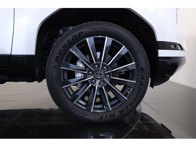 ＧＸ ＧＸ５５０　バージョンＬ　１オーナー　純正２２インチＡＷ　電動サイドステップ　パノラマルーフ　マッサージ機能　ベンチレーター　シートヒーター　クールボックス　ナノイーＸ　マークレビンソン　純正ＳＤナビ　全周囲カメラ　地デジ（5枚目）