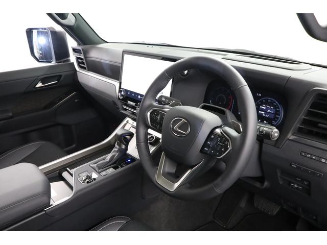 ＧＸ ＧＸ５５０　バージョンＬ　１オーナー　純正２２インチＡＷ　電動サイドステップ　パノラマルーフ　マッサージ機能　ベンチレーター　シートヒーター　クールボックス　ナノイーＸ　マークレビンソン　純正ＳＤナビ　全周囲カメラ　地デジ（7枚目）