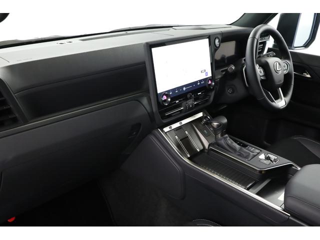 ＧＸ ＧＸ５５０　バージョンＬ　１オーナー　純正２２インチＡＷ　電動サイドステップ　パノラマルーフ　マッサージ機能　ベンチレーター　シートヒーター　クールボックス　ナノイーＸ　マークレビンソン　純正ＳＤナビ　全周囲カメラ　地デジ（9枚目）