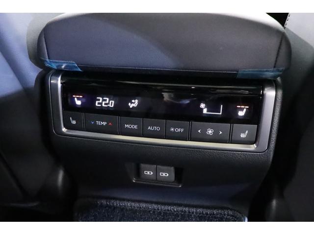 ＧＸ ＧＸ５５０　バージョンＬ　１オーナー　純正２２インチＡＷ　電動サイドステップ　パノラマルーフ　マッサージ機能　ベンチレーター　シートヒーター　クールボックス　ナノイーＸ　マークレビンソン　純正ＳＤナビ　全周囲カメラ　地デジ（17枚目）