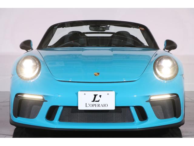 ９１１ ９１１スピードスター　６ＭＴ　世界限定１９４８台　正規Ｄ車２０インチ鍛造アルミ　ＰＣＣＢ　フロントリフト　スポーツクロノ　スポエキ　ＬＥＤヘッドライト　カーボンドアミラー　バケットシート　レッドステッチ　ボース（14枚目）