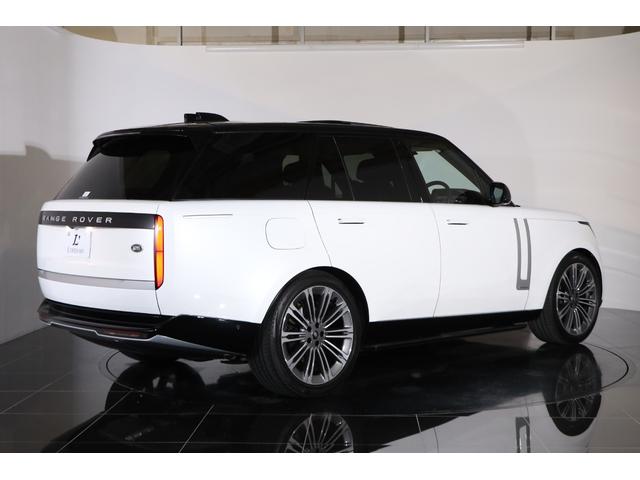 レンジローバー オートバイオグラフィーD300スタンダードホイルベス 黒革 純正23インチアルミ パノラマルーフ 電動サイドステップ デジタルLEDライト マッサージ機能 前後ベンチレーター クーラーボックス メリディアンシグネチャー 純正SDナビ 全周囲カメラ ETC(44枚目)