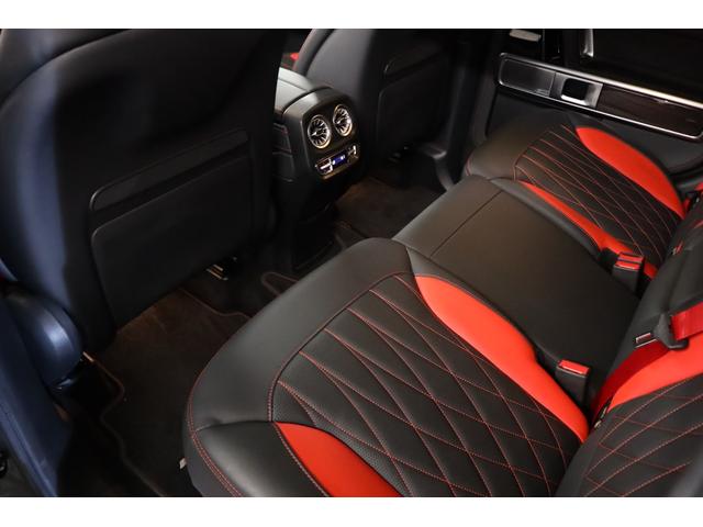 Ｇクラス Ｇ６３　ＡＭＧレザーエクスクルーシブパッケージ　エディション１　左Ｈ　黒／赤革　ＡＭＧ世田谷特注　２２インチ鍛造ＡＷ　スモークＬＥＤライト　サンルーフ　レッドカーボントリム　ダイヤモンドステッチ　マッサージ機能　ベンチレーター　ブルメスター（8枚目）