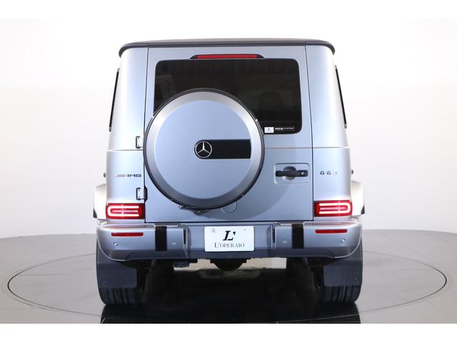 Ｇクラス Ｇ６３　ＡＭＧレザーエクスクルーシブパッケージ　エディション１　左Ｈ　黒／赤革　ＡＭＧ世田谷特注　２２インチ鍛造ＡＷ　スモークＬＥＤライト　サンルーフ　レッドカーボントリム　ダイヤモンドステッチ　マッサージ機能　ベンチレーター　ブルメスター（28枚目）