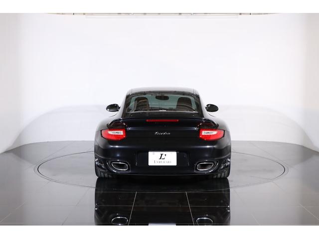 ９１１ ９１１ターボ　左Ｈ　ＰＤＫ　後期　有償色　赤革　スポーツクロノ　純正１９インチアルミ　ＰＡＳＭ　キセノン　スポーツステアリング　パドルシフト　シートヒーター　ボーズ　純正ＨＤＤナビ　地デジ　バックカメラ　ＥＴＣ（38枚目）