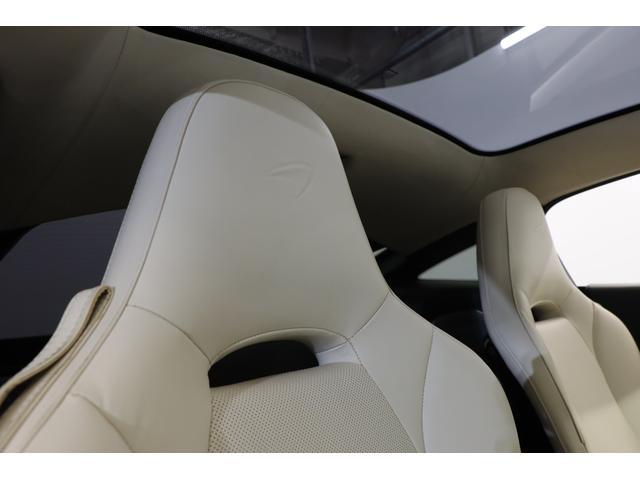 GT ベースグレード タン革 カーボンブレーキ プラクティカリティパック 純正20/21インチアルミ フロントリフト LEDヘッドライト シートヒーター パドルシフト 電動リアゲート B&W IRISナビ バックカメラ(6枚目)