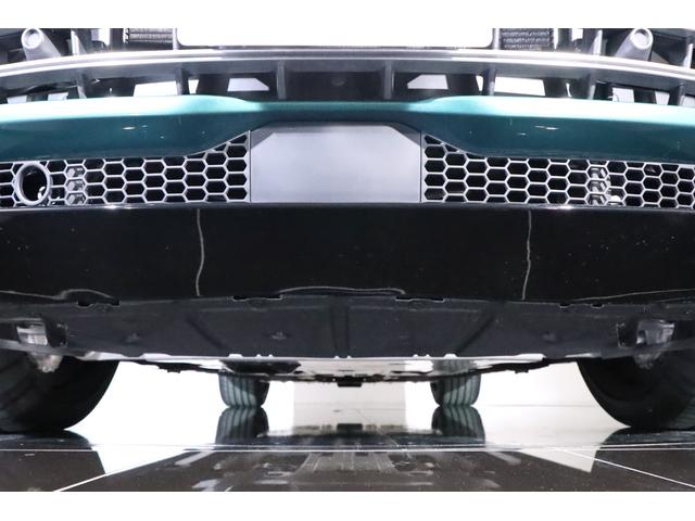 ＤＢＸ ７０７　１オナ　ベージュ革　純正２２インチアルミ　カーボンブレーキ　エアサス　ＬＥＤヘッドライト　クリアテール　ガラスルーフ　電動スポーツプラスシート　前後ベンチレーター　純正ＨＤＤナビ　地デジ（55枚目）