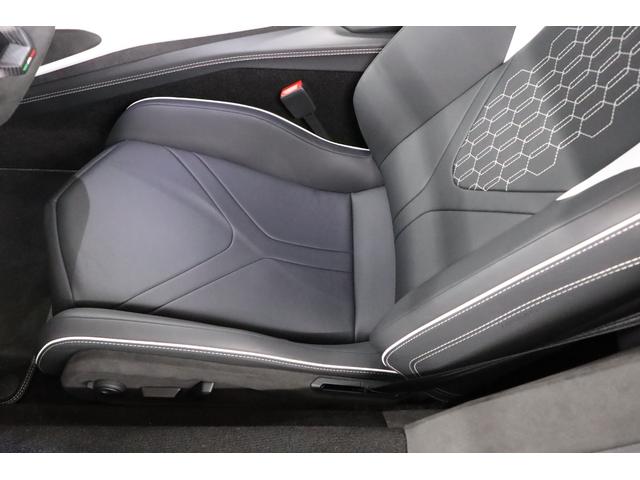 レヴエルト ベースグレード　正規Ｄ車　ＯＰ８５０　フルプロテクション施工車両　２１／２２インチ鍛造ＡＷ　フロントリフト　ブラックスタイルＰＫＧ　黒キャリパー　マトリクスＬＥＤ　ヒーター付フル電動シート　助手席モニター　ＡＣＣ（5枚目）