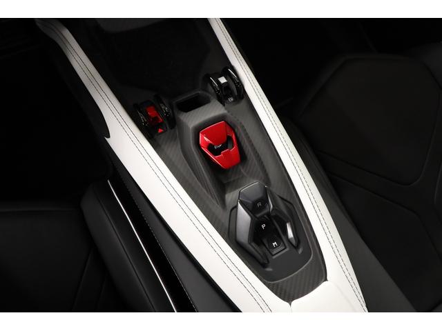 レヴエルト ベースグレード　正規Ｄ車　ＯＰ８５０　フルプロテクション施工車両　２１／２２インチ鍛造ＡＷ　フロントリフト　ブラックスタイルＰＫＧ　黒キャリパー　マトリクスＬＥＤ　ヒーター付フル電動シート　助手席モニター　ＡＣＣ（32枚目）