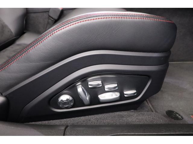 パナメーラ ＧＴＳスポーツツーリスモ　スポーツクロノ　スポエキ　パノラマルーフ　カーボントリムパッケージ　アダプティブスポーツシート　シートヒーター　レッドステッチ／シートベルト　ボーズ　ＰＣＭナビ　全周囲カメラ　純正２０インチホイール（13枚目）