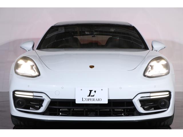 パナメーラ ＧＴＳスポーツツーリスモ　スポーツクロノ　スポエキ　パノラマルーフ　カーボントリムパッケージ　アダプティブスポーツシート　シートヒーター　レッドステッチ／シートベルト　ボーズ　ＰＣＭナビ　全周囲カメラ　純正２０インチホイール（15枚目）