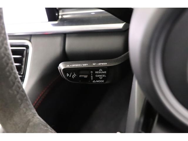 パナメーラ ＧＴＳスポーツツーリスモ　スポーツクロノ　スポエキ　パノラマルーフ　カーボントリムパッケージ　アダプティブスポーツシート　シートヒーター　レッドステッチ／シートベルト　ボーズ　ＰＣＭナビ　全周囲カメラ　純正２０インチホイール（35枚目）