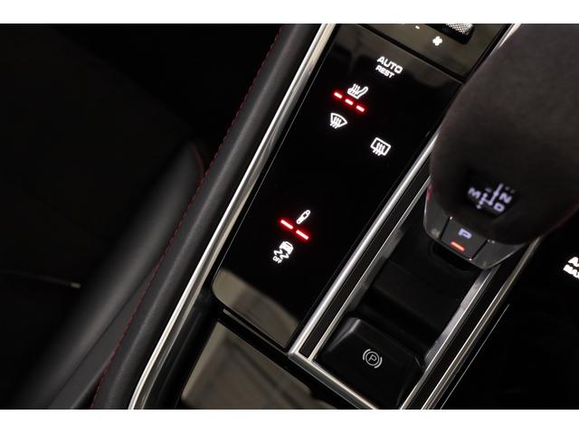 パナメーラ ＧＴＳスポーツツーリスモ　スポーツクロノ　スポエキ　パノラマルーフ　カーボントリムパッケージ　アダプティブスポーツシート　シートヒーター　レッドステッチ／シートベルト　ボーズ　ＰＣＭナビ　全周囲カメラ　純正２０インチホイール（44枚目）