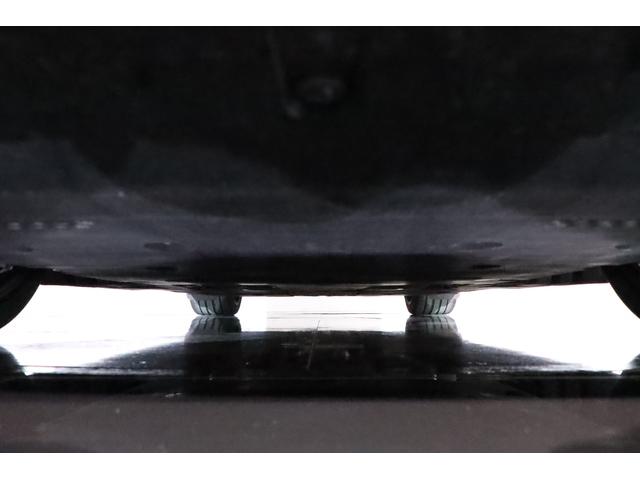 パナメーラ ＧＴＳスポーツツーリスモ　スポーツクロノ　スポエキ　パノラマルーフ　カーボントリムパッケージ　アダプティブスポーツシート　シートヒーター　レッドステッチ／シートベルト　ボーズ　ＰＣＭナビ　全周囲カメラ　純正２０インチホイール（52枚目）