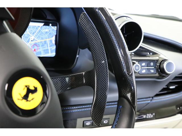 Ｆ８トリブート ベースグレード　左Ｈ　白革　２０インチ鍛造アルミ　フロントリフト　カーボンＦスポイラー／Ｒディフューザー　カーボンステアリング／センタートンネル　フル電動シート　シートヒーター　純正ＨＤＤナビ　バックカメラ　ＥＴＣ（26枚目）