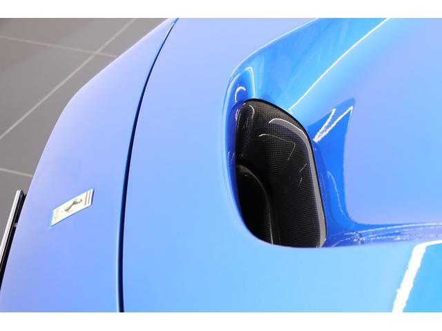 Ｆ８トリブート ベースグレード　左Ｈ　白革　２０インチ鍛造アルミ　フロントリフト　カーボンＦスポイラー／Ｒディフューザー　カーボンステアリング／センタートンネル　フル電動シート　シートヒーター　純正ＨＤＤナビ　バックカメラ　ＥＴＣ（44枚目）