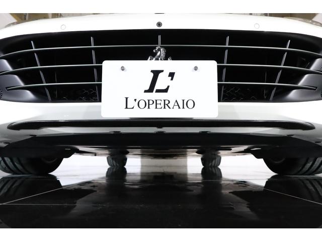 GTC4ルッソ T 赤革 20インチ鍛造アルミ フロントリフト カーボンFスポイラー/エアベント/Sスカート パノラマルーフ カーボンステアリング/ブリッジ 助手席ディスプレイ 純正HDDナビ フロント/バックカメラ(41枚目)