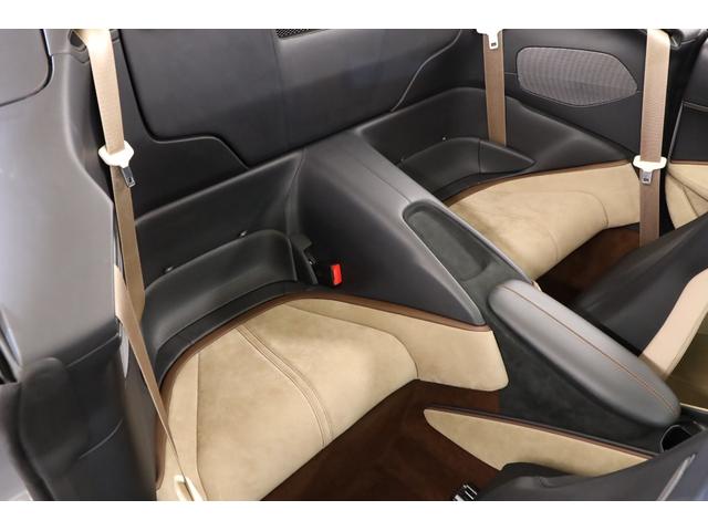 ローマスパイダー ベースグレード　左Ｈ　１オーナー　有償色　茶幌　２０インチ鍛造ホイール　カーボンＦスポイラー／Ｓスカート／Ｒディフューザー　スポーツテールパイプ　カーボンＬＥＤステアリング　フル電動シート　ベンチレーター　ＪＢＬ（17枚目）