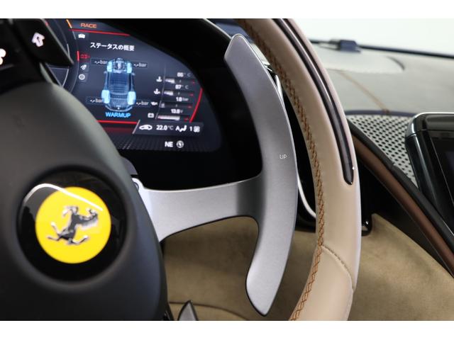ローマスパイダー ベースグレード　左Ｈ　１オーナー　有償色　茶幌　２０インチ鍛造ホイール　カーボンＦスポイラー／Ｓスカート／Ｒディフューザー　スポーツテールパイプ　カーボンＬＥＤステアリング　フル電動シート　ベンチレーター　ＪＢＬ（22枚目）