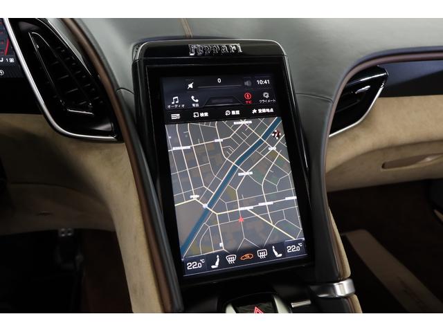 ローマスパイダー ベースグレード　左Ｈ　１オーナー　有償色　茶幌　２０インチ鍛造ホイール　カーボンＦスポイラー／Ｓスカート／Ｒディフューザー　スポーツテールパイプ　カーボンＬＥＤステアリング　フル電動シート　ベンチレーター　ＪＢＬ（26枚目）