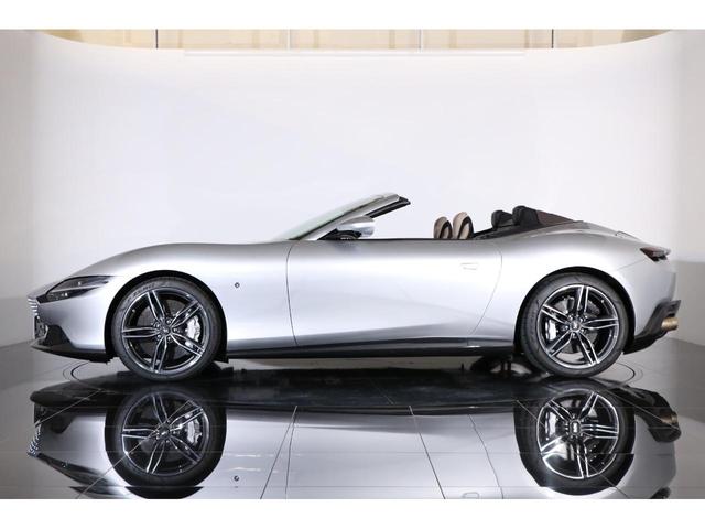 ローマスパイダー ベースグレード　左Ｈ　１オーナー　有償色　茶幌　２０インチ鍛造ホイール　カーボンＦスポイラー／Ｓスカート／Ｒディフューザー　スポーツテールパイプ　カーボンＬＥＤステアリング　フル電動シート　ベンチレーター　ＪＢＬ（40枚目）