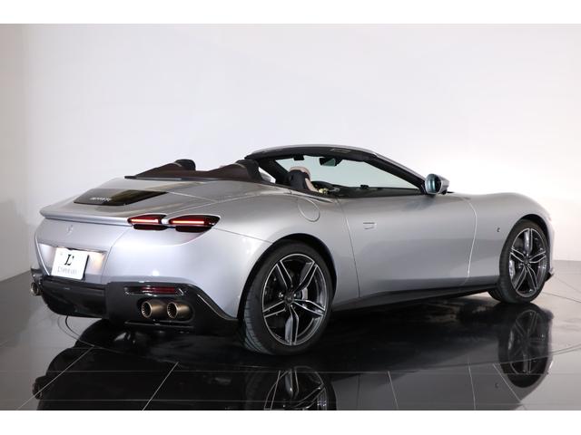 ローマスパイダー ベースグレード　左Ｈ　１オーナー　有償色　茶幌　２０インチ鍛造ホイール　カーボンＦスポイラー／Ｓスカート／Ｒディフューザー　スポーツテールパイプ　カーボンＬＥＤステアリング　フル電動シート　ベンチレーター　ＪＢＬ（44枚目）