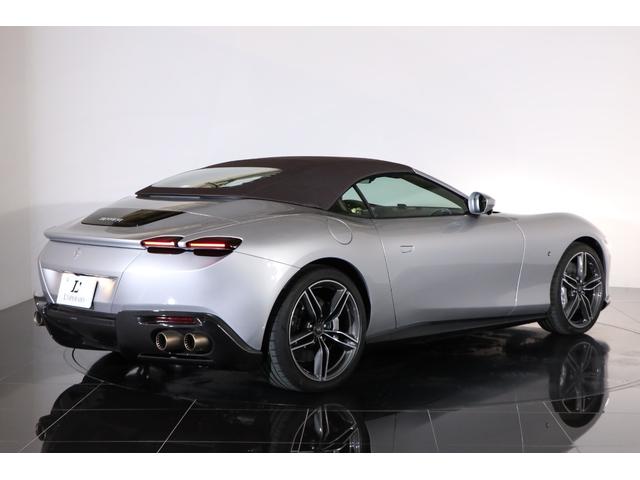 ローマスパイダー ベースグレード　左Ｈ　１オーナー　有償色　茶幌　２０インチ鍛造ホイール　カーボンＦスポイラー／Ｓスカート／Ｒディフューザー　スポーツテールパイプ　カーボンＬＥＤステアリング　フル電動シート　ベンチレーター　ＪＢＬ（46枚目）