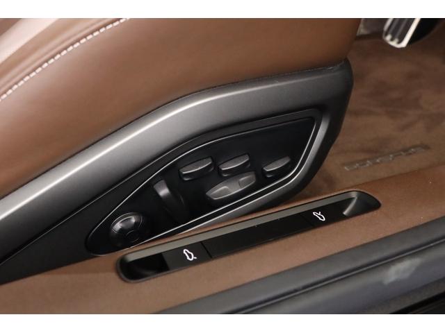911 911カレラGTS PDK 1オーナー車 OP472 トリュフブラウン革 純正20/21インチアルミ PCCB ブラックエクステリアパッケージ HDマトリクスLED ガラスサンルーフ アダプティブスポーツシート BOSE(36枚目)