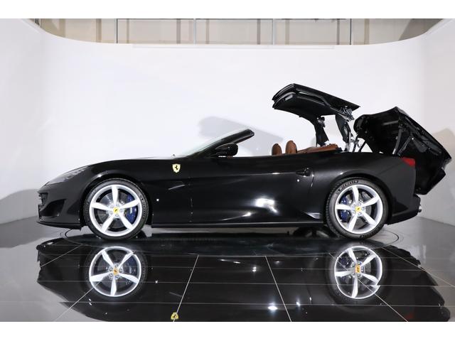 ポルトフィーノ ベースグレード　左Ｈ　イロコレザー　純正２０インチアルミ　ブルーキャリパー　七宝焼　ＬＥＤヘッドライト　フル電動シート　シートヒーター　イロコシートベルト　パドルシフト　純正ＨＤＤナビ　バックカメラ　パークセンサー（38枚目）