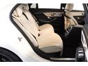 S63 4マチック+ロング 後期モデル 有償色 白革 ショーファーPKG 20インチ鍛造アルミ パノラマルーフ LEDヘッドライト マッサージ機能 ベンチレーター ブルメスター リアエンタメ 純正HDDナビ 全周囲カメラ 地デジ(11枚目)