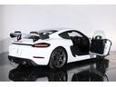 ７１８ケイマンＧＴ４　ＲＳ　有償色　黒／グレーハーフ革　２０インチ鍛造アルミ　クロノＰＫＧ　フロントリフト　ＬＥＤヘッドライト　カーボンボンネット　アダプティブスポーツシート　シートヒーター　カーボントリム　ボーズ　ＰＣＭナビ（24枚目）