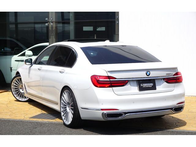 ７シリーズ ７４０Ｌｉ　リアエンターテイメント　アルピナ鍛造２２インチ　Ｆ＆Ｒスポイラー　メーター　スカイラウンジパノラマルーフ　ベージュレザーマッサージシート　ルカンターラルーフライナー（13枚目）