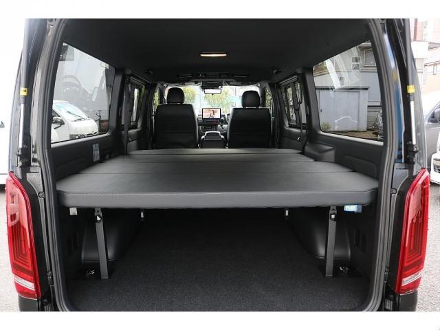 ハイエースバン スーパーGL ダークプライムII BIG-X11インチナビビルトインETC2.0HDMIUSBポートベッドキットフロントスポイラーFLEXオーバーフェンダーネオトレースLEDテールFLEX17インチアルミナスカータイヤローダウン(15枚目)