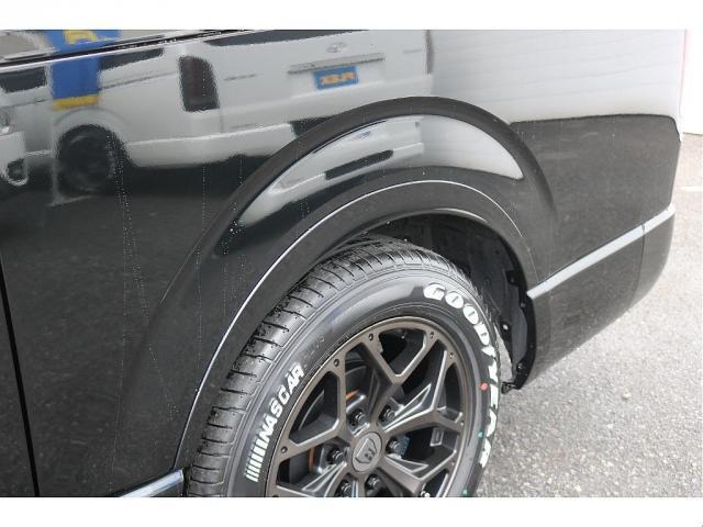 ハイエースバン スーパーGL ダークプライムII BIG-X11インチナビビルトインETC2.0HDMIUSBポートベッドキットフロントスポイラーFLEXオーバーフェンダーネオトレースLEDテールFLEX17インチアルミナスカータイヤローダウン(18枚目)