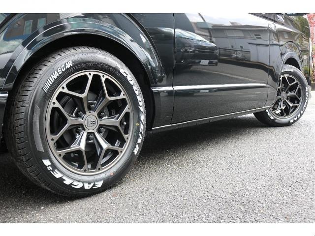 ハイエースバン スーパーGL ダークプライムII BIG-X11インチナビビルトインETC2.0HDMIUSBポートベッドキットフロントスポイラーFLEXオーバーフェンダーネオトレースLEDテールFLEX17インチアルミナスカータイヤローダウン(21枚目)