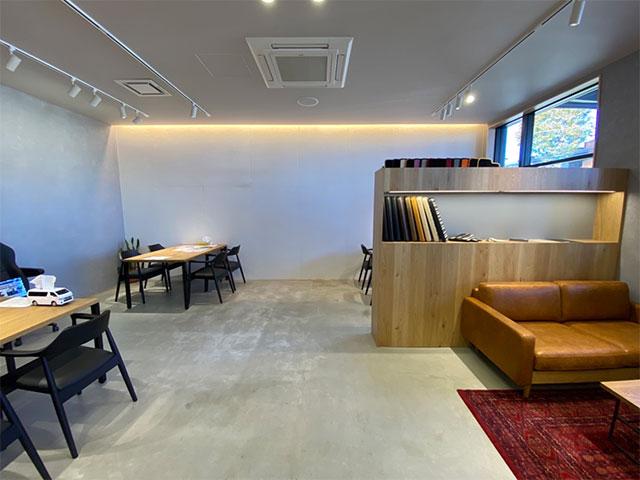 ハイエースバン スーパーGL ダークプライムII BIG-X11インチナビビルトインETC2.0HDMIUSBポートベッドキットフロントスポイラーFLEXオーバーフェンダーネオトレースLEDテールFLEX17インチアルミナスカータイヤローダウン(27枚目)