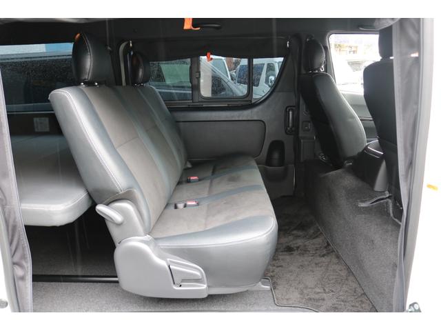 ハイエースバン スーパーGL ダークプライムII RAYS16インチアルミグッドイヤーナスカータイヤフロントスポイラーFLEXLEDテールオーバーフェンダーローダウンカロッツェリアナビETCドライブレコーダーベッドキット防虫ネッリアフィルム(15枚目)