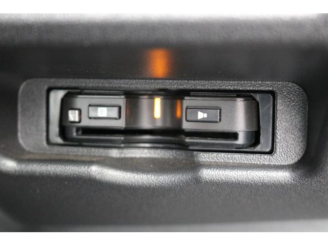 ハイエースバン スーパーGL ダークプライムII RAYS16インチアルミグッドイヤーナスカータイヤフロントスポイラーFLEXLEDテールオーバーフェンダーローダウンカロッツェリアナビETCドライブレコーダーベッドキット防虫ネッリアフィルム(20枚目)