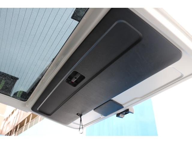 ハイエースバン スーパーGL ダークプライムII RAYS16インチアルミグッドイヤーナスカータイヤフロントスポイラーFLEXLEDテールオーバーフェンダーローダウンカロッツェリアナビETCドライブレコーダーベッドキット防虫ネッリアフィルム(35枚目)