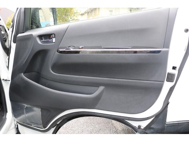 ハイエースバン スーパーGL ダークプライムII RAYS16インチアルミグッドイヤーナスカータイヤフロントスポイラーFLEXLEDテールオーバーフェンダーローダウンカロッツェリアナビETCドライブレコーダーベッドキット防虫ネッリアフィルム(38枚目)