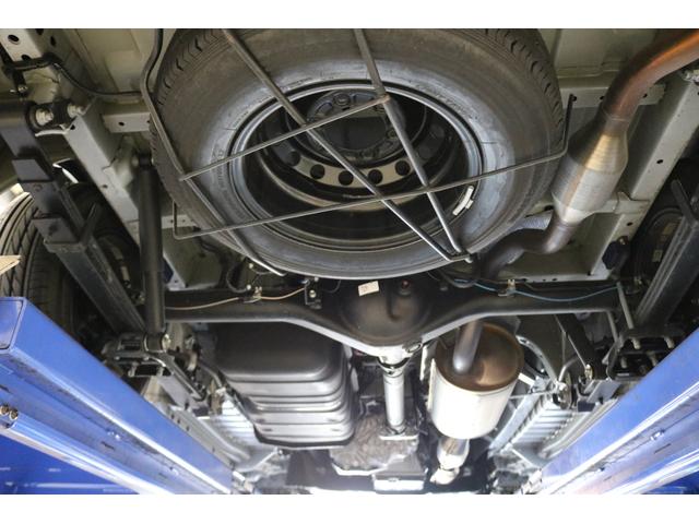 ハイエースバン スーパーGL ダークプライムII RAYS16インチアルミグッドイヤーナスカータイヤフロントスポイラーFLEXLEDテールオーバーフェンダーローダウンカロッツェリアナビETCドライブレコーダーベッドキット防虫ネッリアフィルム(59枚目)