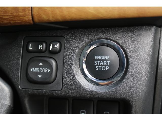 ハイエースバン ロングスーパーＧＬ　丸目フェイスツートンカラーＤＥＡＮ１６インチアルミクラシックオーバルタイヤＢＩＧ－ＸナビＥＴＣフリップダウンモニターメティオサウンドＦＬＥＸシートカバーベッドキット黄木目インテリアパネルステアリング（28枚目）