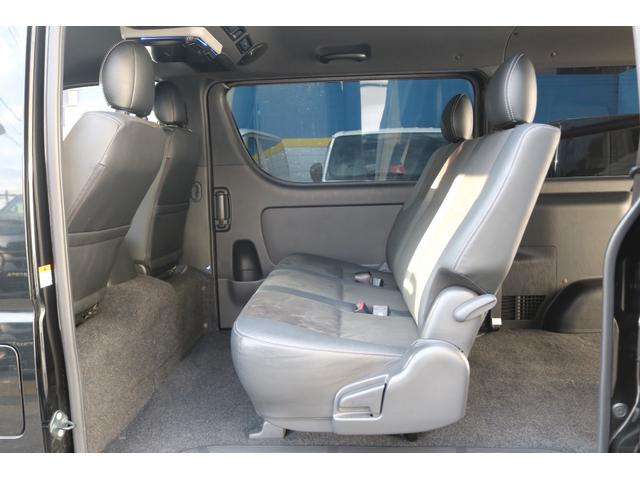 ハイエースバン スーパーＧＬ　ダークプライムＩＩ　カロッツェリアディスプレイオーディオＥＴＣ２．０フリップダウンモニタールーフスピーカーＦＬＥＸ１６インチアルミダンロップタイヤＴ－ＦｏｒｃｅスポイラーＦＬＥＸＬＥＤテールメッキ部マッドブラック塗装（16枚目）