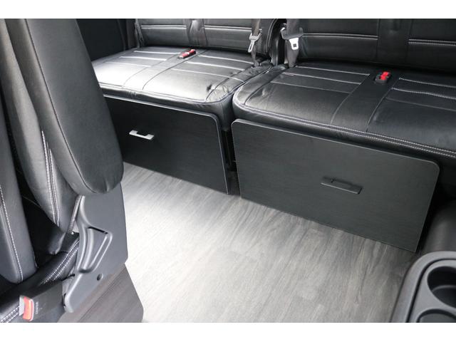 ハイエースワゴン ＧＬ　ロング　ＢＩＧ－ＸナビＥＴＣ２．０フリップダウンモニターＦＬＥＸインテリアパネルステアリングシートカバー床張り施工ＦＬＥＸ１７インチアルミナスカータイヤフロントスポイラーオーバーフェンダーＦＬＥＸテール（22枚目）