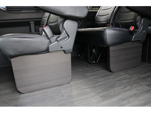 ハイエースワゴン ＧＬ　ロング　ＢＩＧ－ＸナビＥＴＣ２．０フリップダウンモニターＦＬＥＸインテリアパネルステアリングシートカバー床張り施工ＦＬＥＸ１７インチアルミナスカータイヤフロントスポイラーオーバーフェンダーＦＬＥＸテール（29枚目）