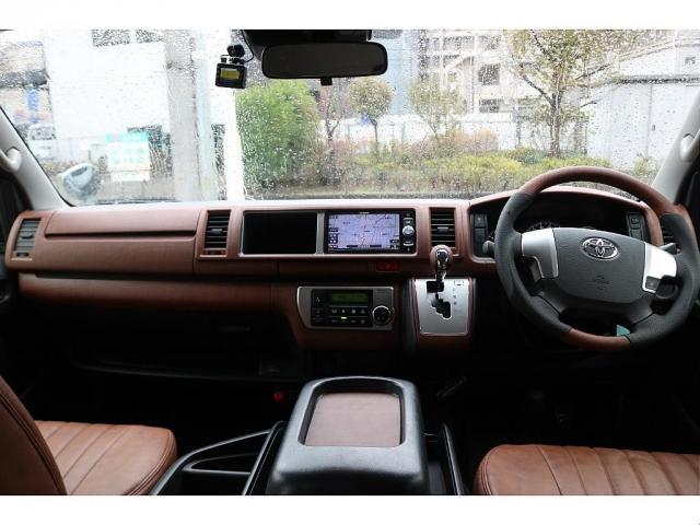 ハイエースワゴン GL Renocaコーストライン角目4灯メッキ部マッドブラック塗装FLEX16インチアルミTOYOタイヤFLEXLEDテールオーバーフェンダーカロッツェリアナビETCフリップダウンモニターシートカバー(3枚目)