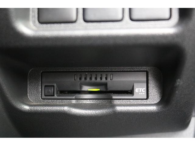 ハイエースワゴン GL Renocaコーストライン角目4灯メッキ部マッドブラック塗装FLEX16インチアルミTOYOタイヤFLEXLEDテールオーバーフェンダーカロッツェリアナビETCフリップダウンモニターシートカバー(15枚目)