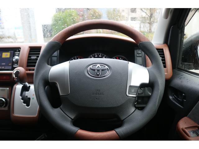 ハイエースワゴン GL Renocaコーストライン角目4灯メッキ部マッドブラック塗装FLEX16インチアルミTOYOタイヤFLEXLEDテールオーバーフェンダーカロッツェリアナビETCフリップダウンモニターシートカバー(22枚目)